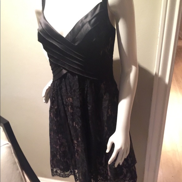BCBG MAXAZARIA little black dress! - Picture 4 of 8
